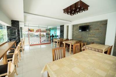 Grand Xl Apartment | Condo For Rent in Boeung Kak 1, Toul Kork, Phnom Penh