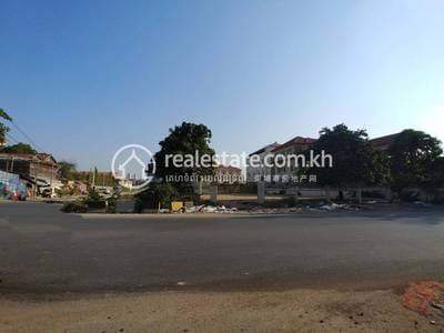 3,000 sqm Living Size Lot For Rent in Phnom Penh