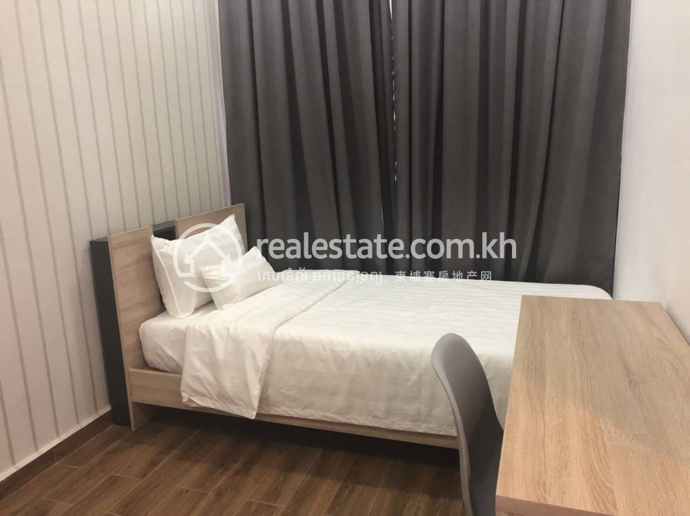 Appartement À louer de 100 m² de terrain
