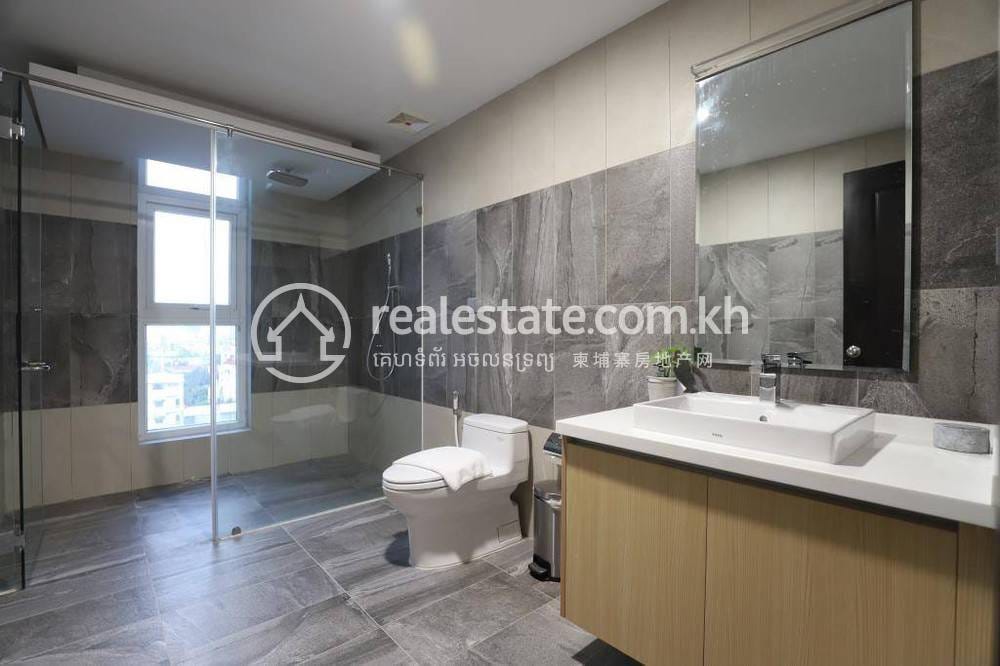 Urban Palace | เซอร์วิสอพาร์ทเม้นท์ สำหรับเช่า พร้อมที่จอดรถ 1 คัน