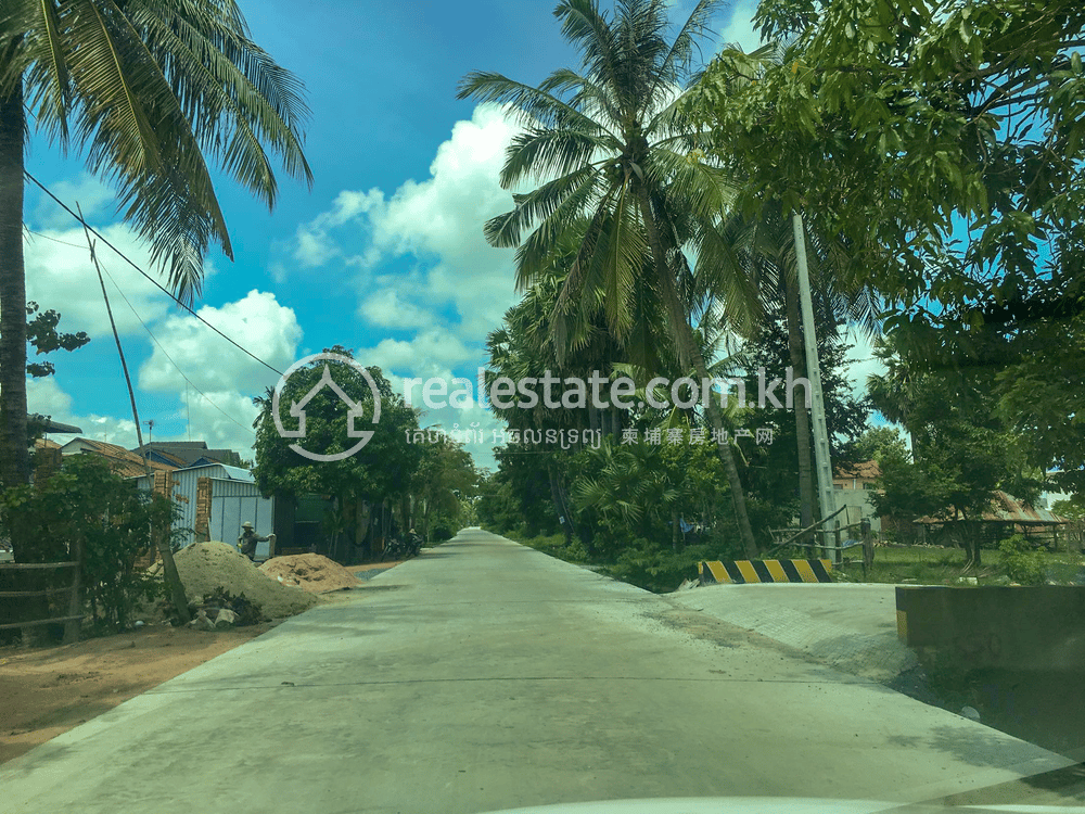 Prek Pnov Lot For Sale in Prek Pnov