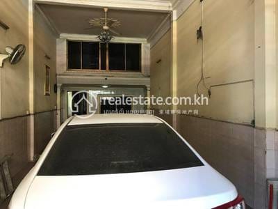 $750,000 borey