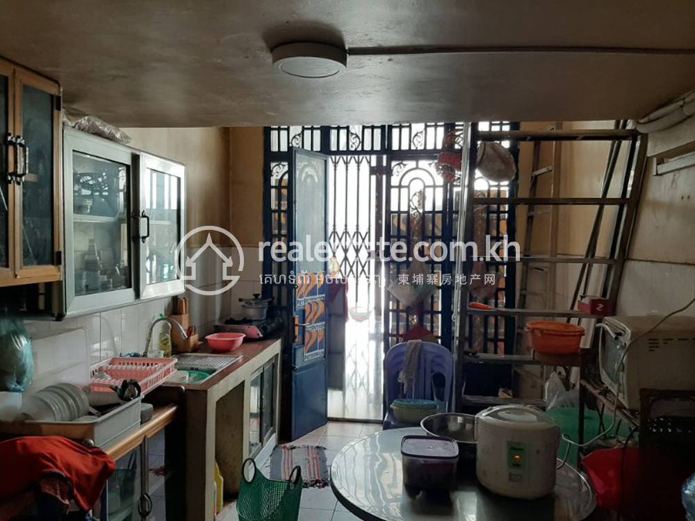 Phnom Penh86平方米使用面积borey出售