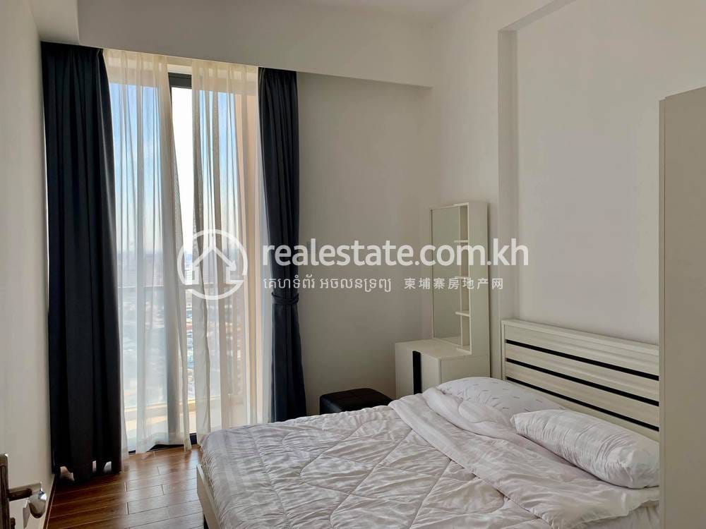 Skyline Apartment | Apartment For Rent with 1 Parking Space
