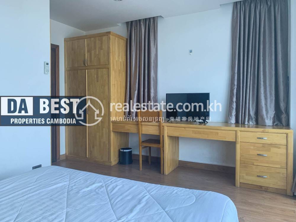 អាផាតមិន សំរាប់ជួល មានកន្លែងចតរថយន្ត 1