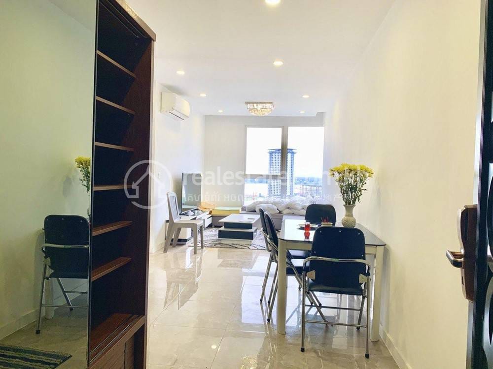 73 sqm Living Size Condo Na prodej in Chamkarmon