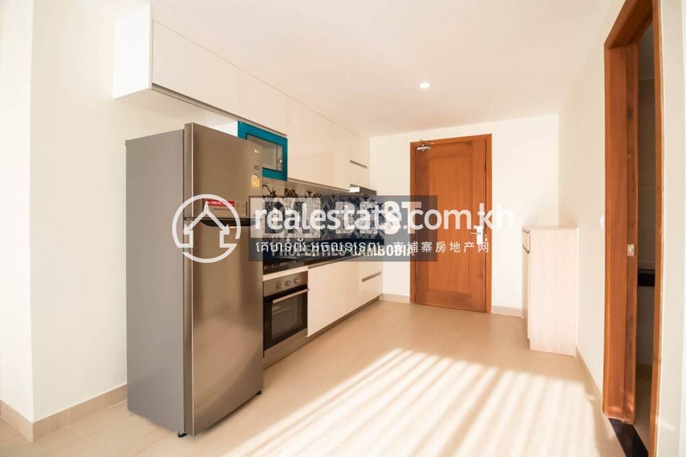 Апартаменты с Обслуживанием Для Аренды in Chamkarmon $1,235