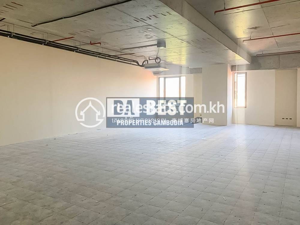 Offices For Rent in Chamkarmon $2,280