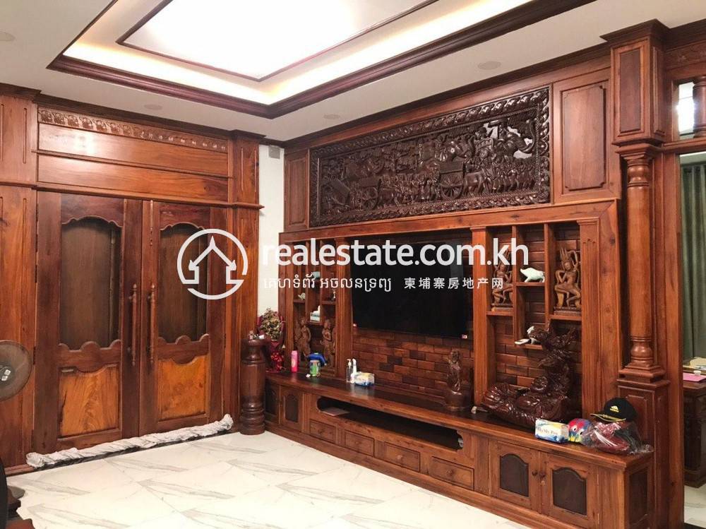 Villas For Sale In Chroy Changvar Realestate Com Kh