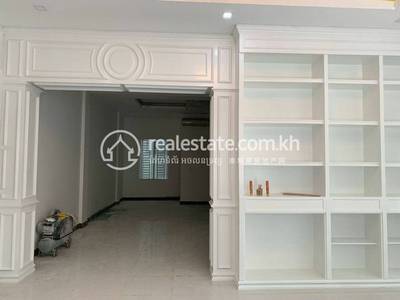 Preaek Aeng, Chbar Ampov, プノンペン