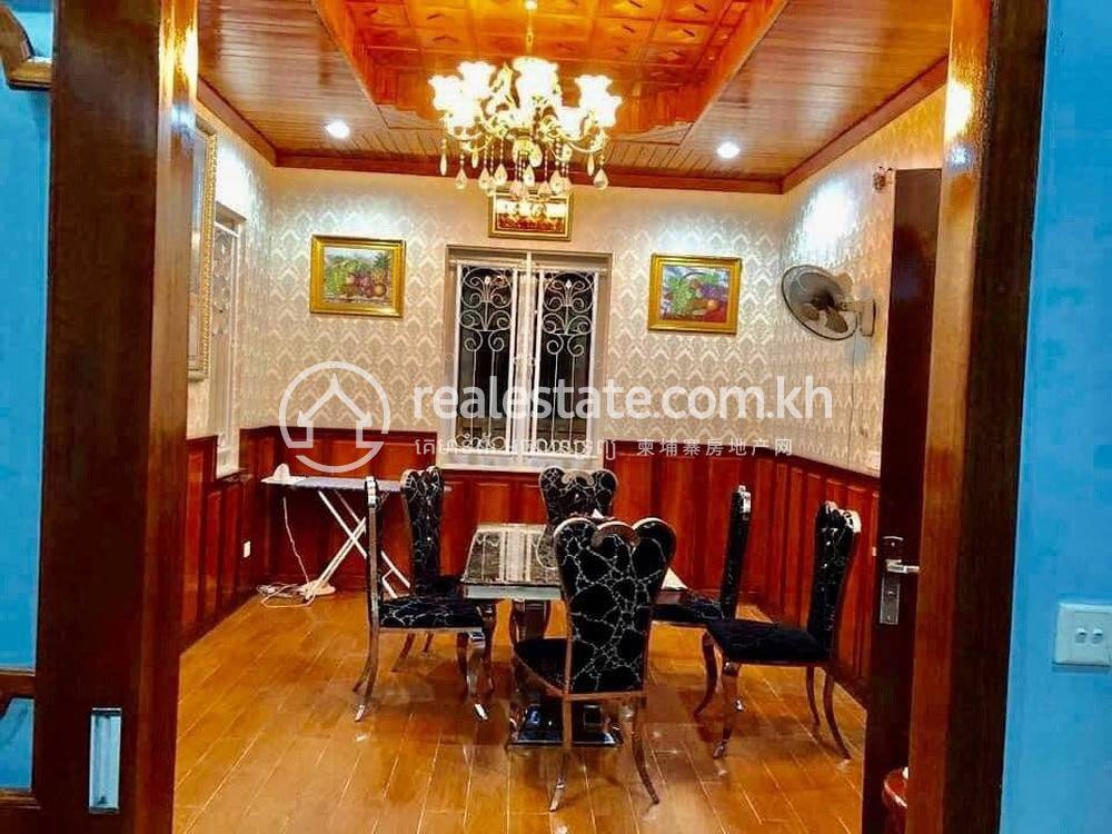 Vila K pronájmu in Russey Keo $24,999