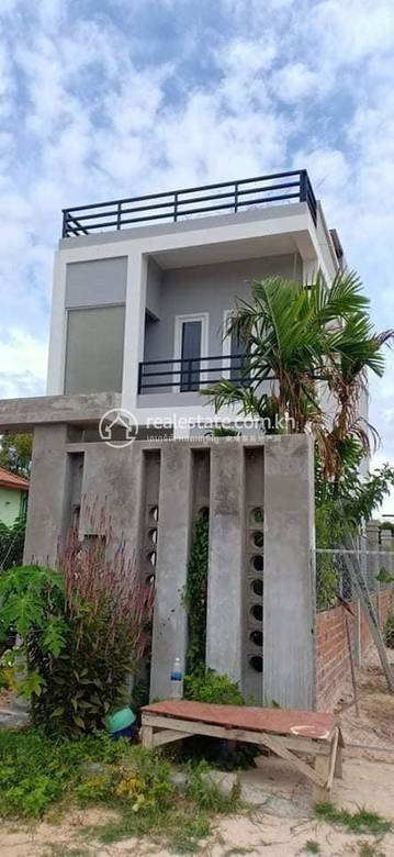 House and lot สำหรับขาย พื้นที่ใช้สอย 61 ตร.ม. ใน Siem Reap
