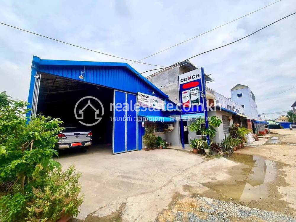 300 sqm Living Size Warehouse For Sale in Por Sen Chey