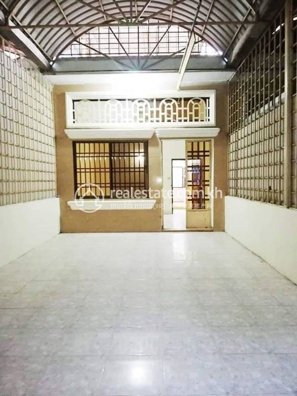 House and lot Na prodej in Daun Penh $450,000