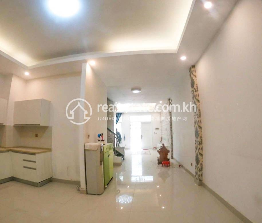 Villa À vendre à Tuek Thla, Sen Sok, Phnom Penh