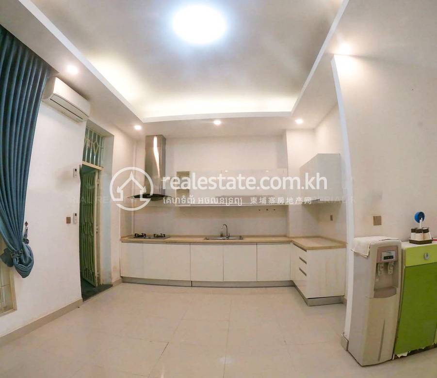 Villa À vendre à Sen Sok $329,000