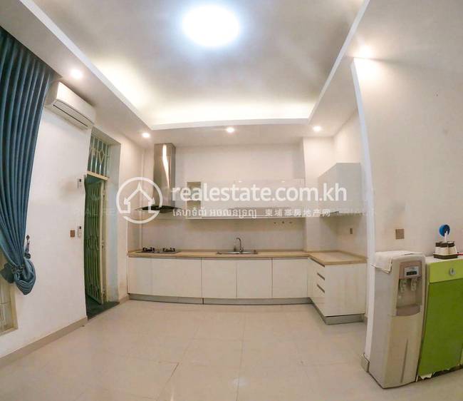 Villa À vendre à Sen Sok $329,000