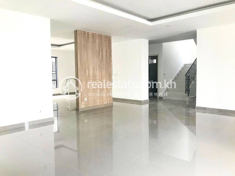 Russey Keo别墅出售，价格$755,000
