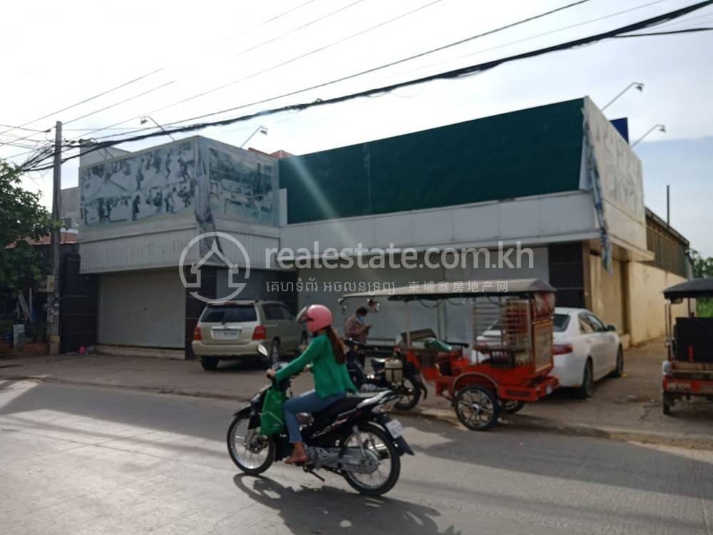 House and lot សំរាប់ជួល នៅSen Sok តម្លៃ $2,700