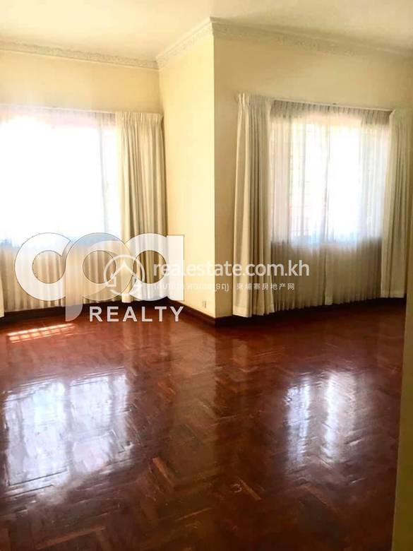 Villa For Rent in Boeung Kak 2, Toul Kork, Phnom Penh