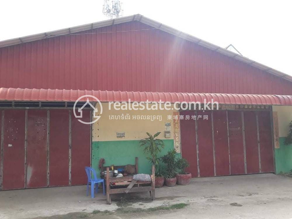 Magazyn Na sprzedaż o powierzchni mieszkalnej 300 m² w Dangkao