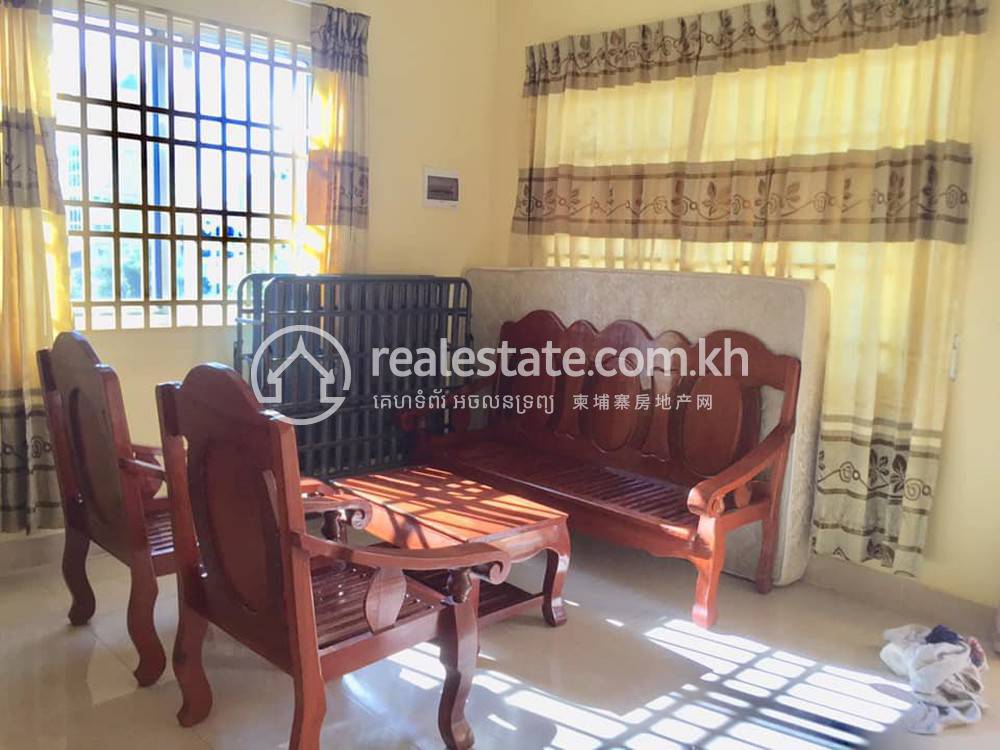 House and lot Na wynajem w Chamkarmon $300