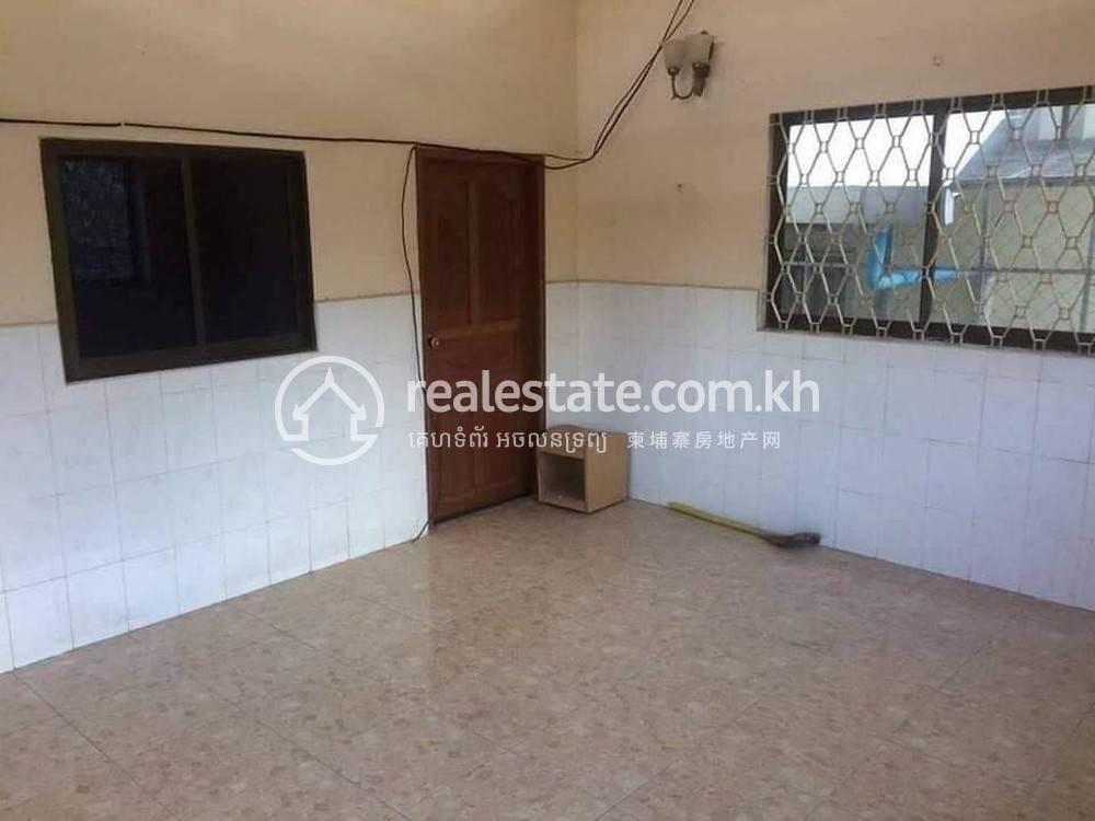 88.2 sqm Living Size House and lot Для Продажи in Toul Kork