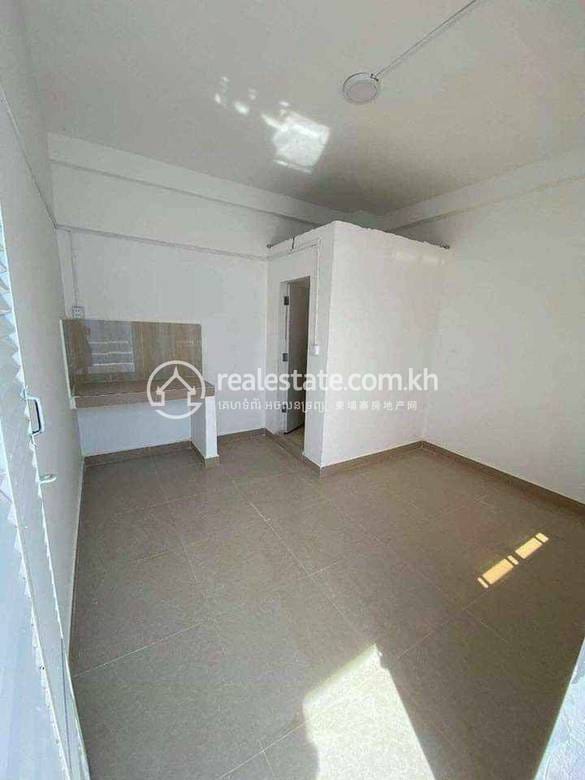 House and lot For Sale in Kamboul $100,000