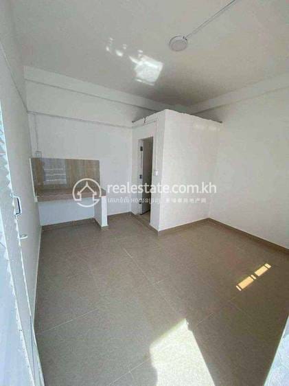 House and lot For Sale in Kamboul $100,000