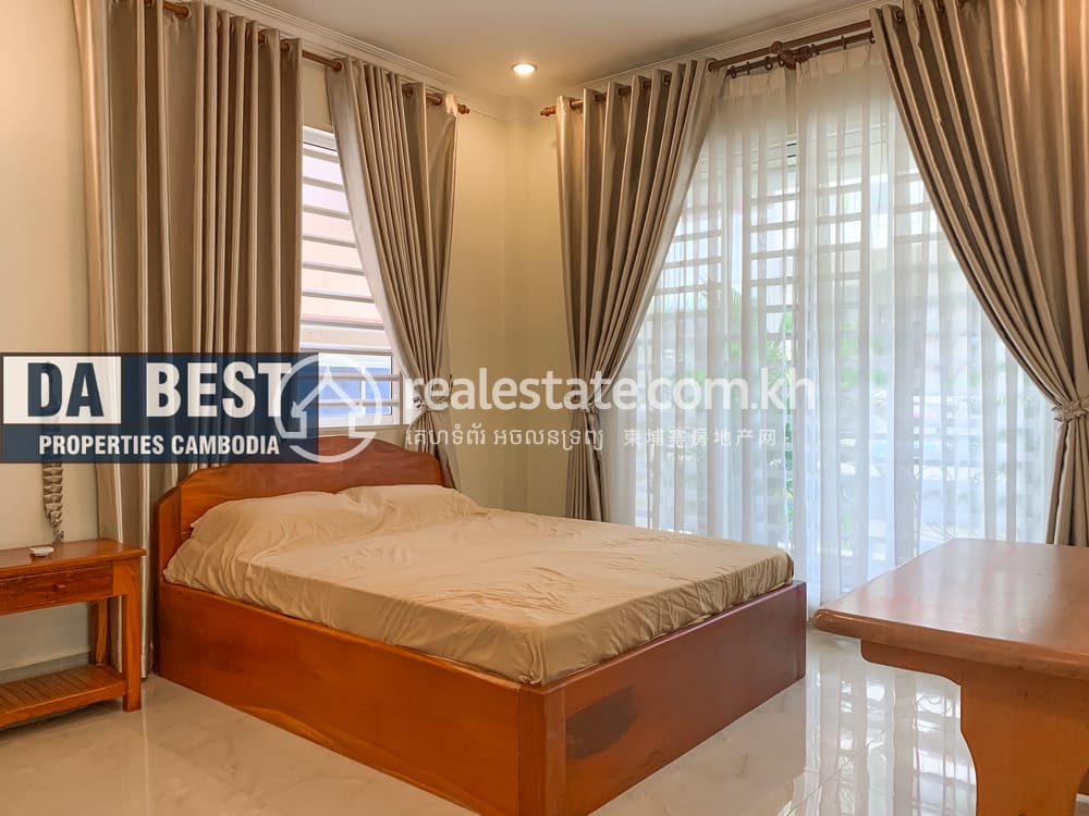Apartment For Rent in Chey Chumneah, Daun Penh, Phnom Penh