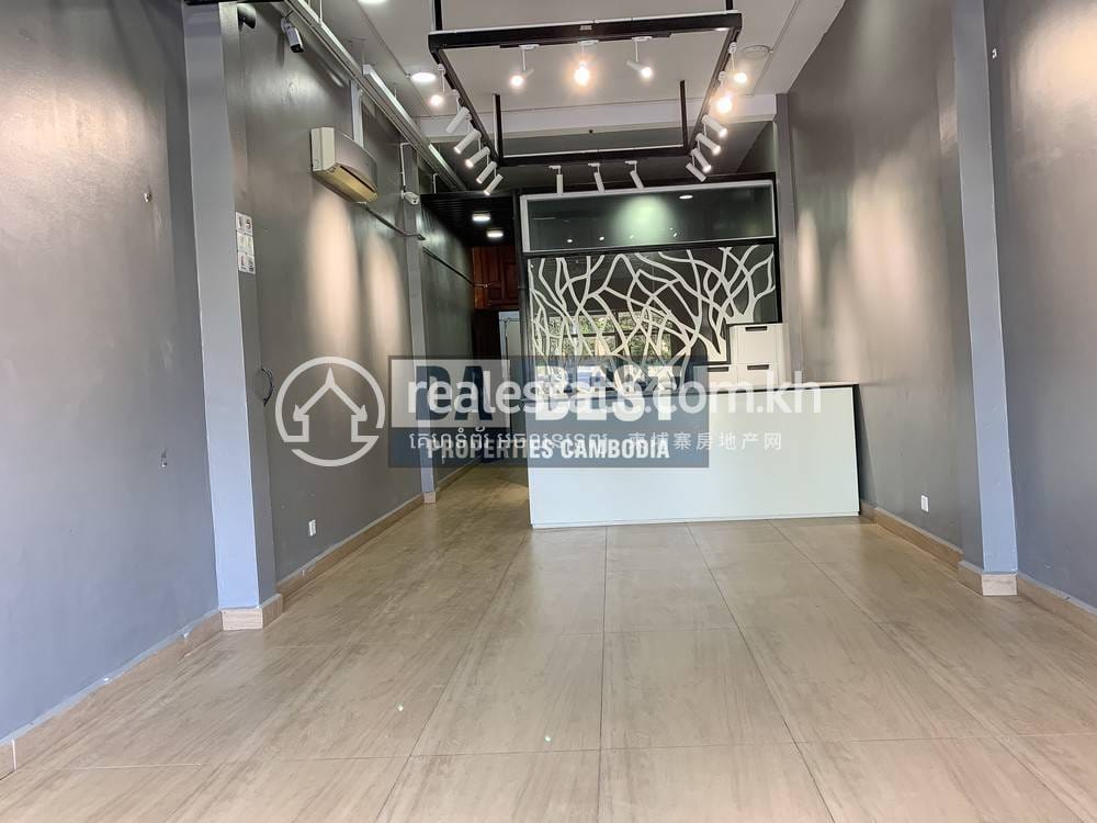 Daun Penh店屋出租，位于Daun Penh