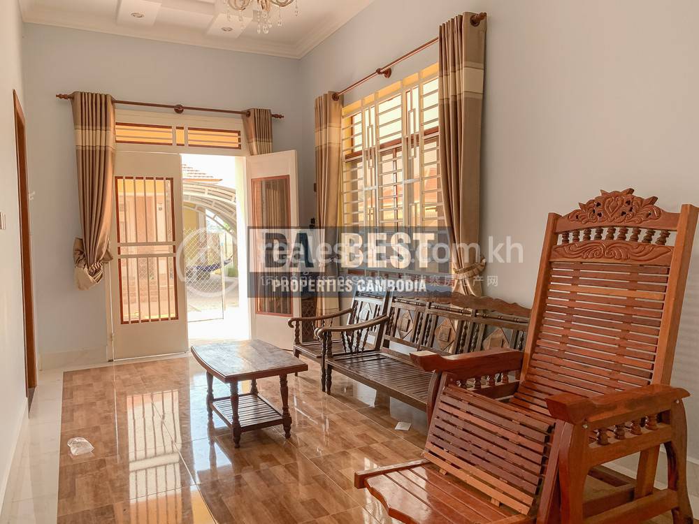 2卧室House and lot出租，价格$350