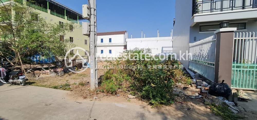 360 sqm Living Size Lot For Sale in Russey Keo