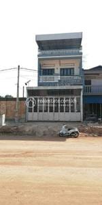 78 sqm Living Size Shophouse For Sale in Siem Reap