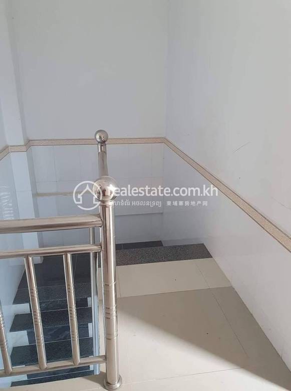 MeancheyHouse and lot出售，价格$65,000