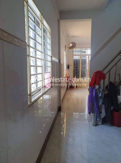 Meanchey48平方米使用面积House and lot出售