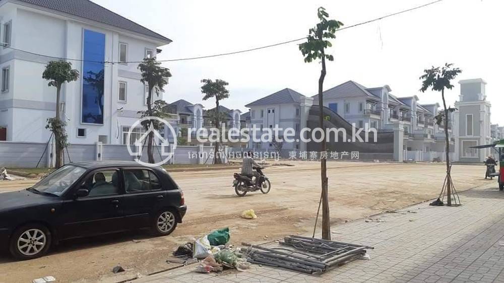 House and lot出售，位于Svay Chrum市, Khsach Kandal市, 干拉省