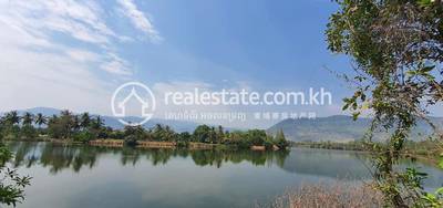 កពង់គ្រែង, ទឹកឈូ, កំពត
