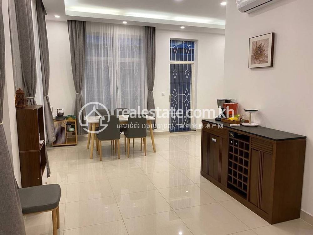 Twin Villa For Rent in Tuek Thla, Sen Sok, Phnom Penh