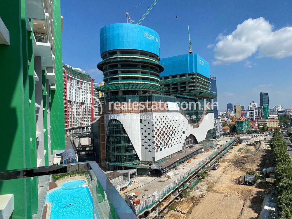 $300,000 Condo