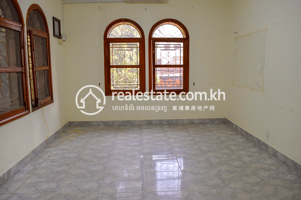 BKK 1 Villa For Rent in BKK 1
