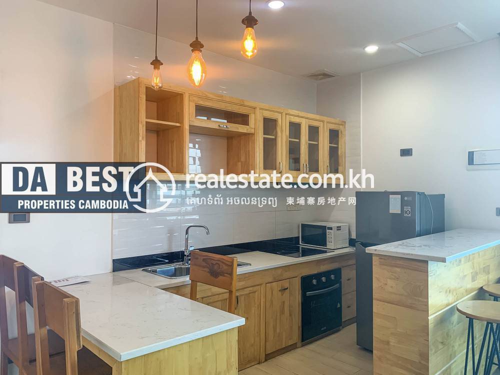 អាផាតមិន សំរាប់ជួល មានកន្លែងចតរថយន្ត 1