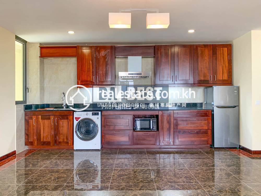 Condo K pronájmu in Chroy Changvar $1,800