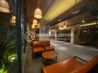 សណ្ឋាគារ សំរាប់ជួល មានកន្លែងចតរថយន្ត 20