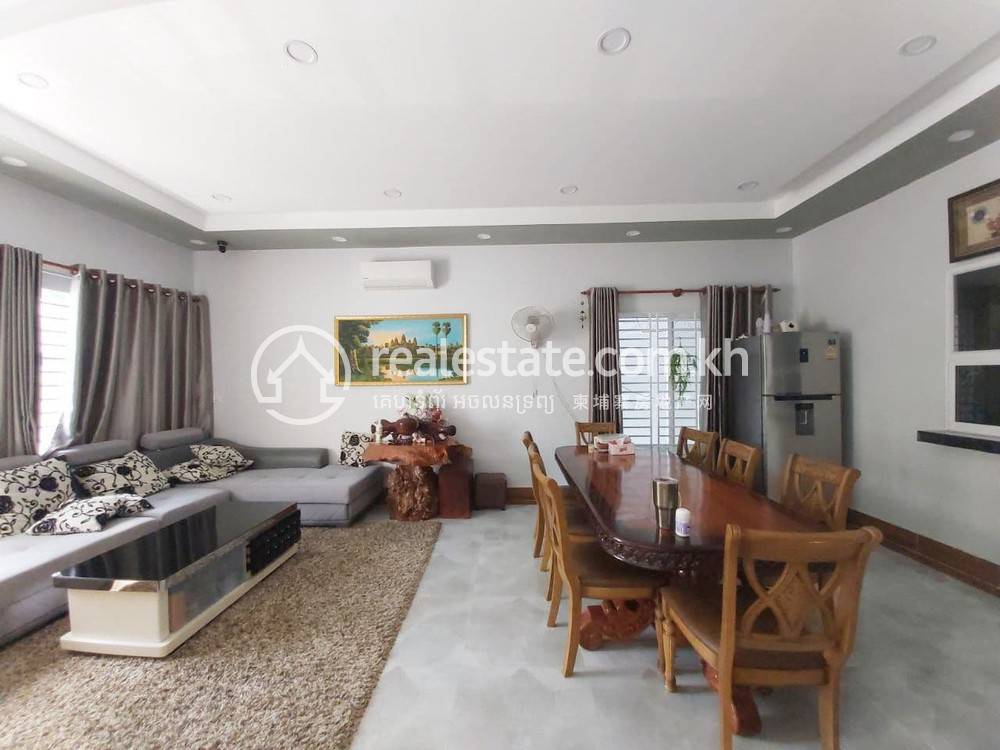 Chamkarmon别墅出租，价格$4,500