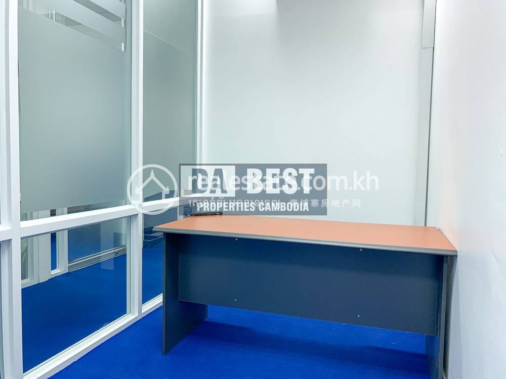 อาคารสำนักงาน สำหรับเช่า ใน Daun Penh $150