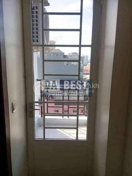 Chamkarmon Apartment For Rent in Chamkarmon