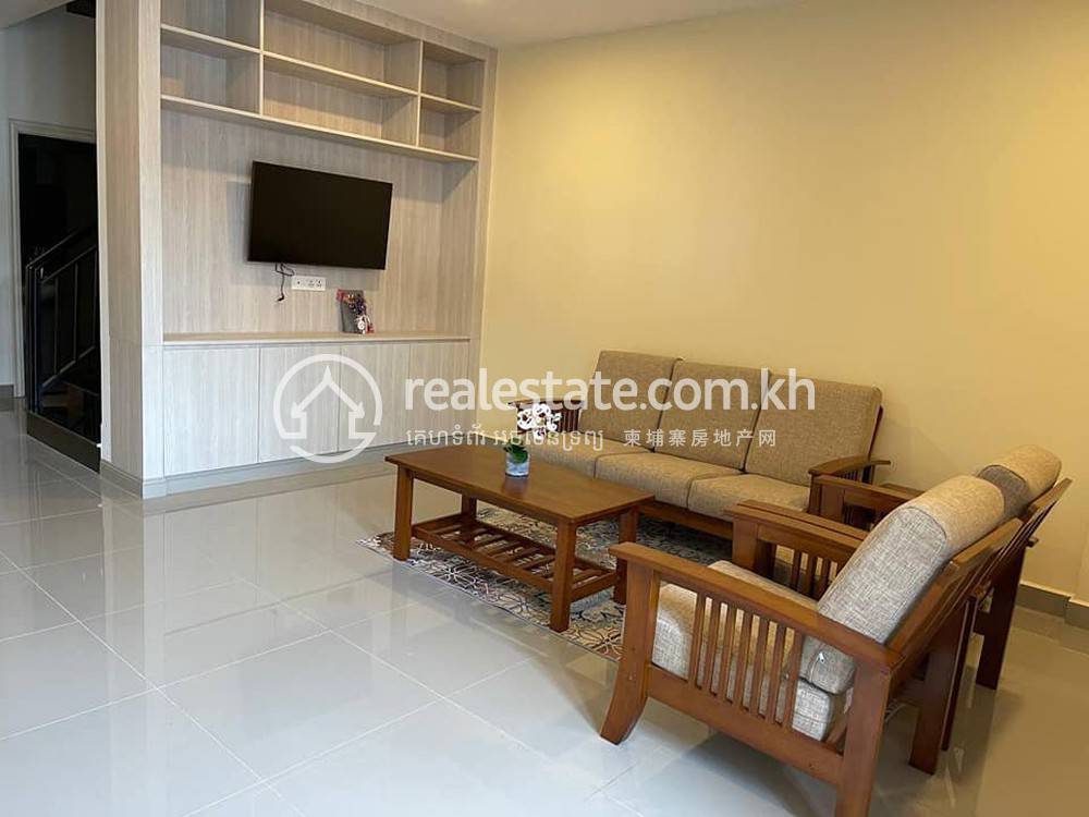 MeancheyHouse and lot出租，价格$1,300