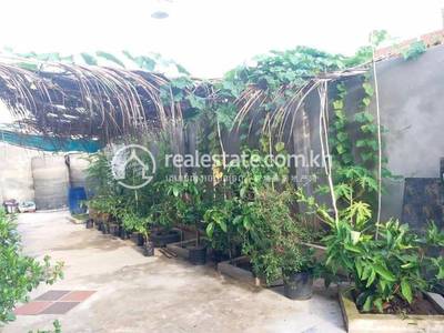ស្អាង, កណ្ដាល
