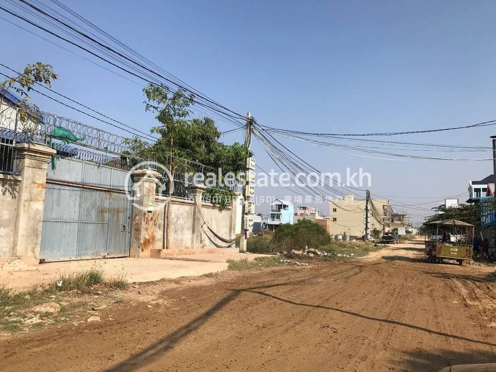 居住面積500㎡の土地売り物件（Sen Sok）